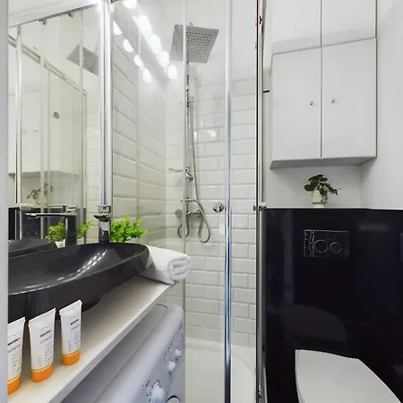 Unique In The Capital For 2 People By Renters شقة